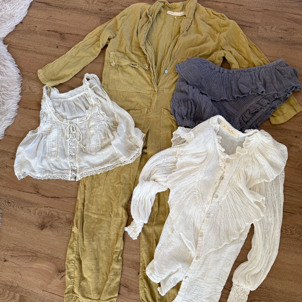 Jens Pirate Booty + Free People LOT 4 Items